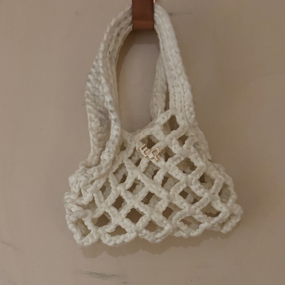 Free People Handbags - Free People Cream Knitted Tote